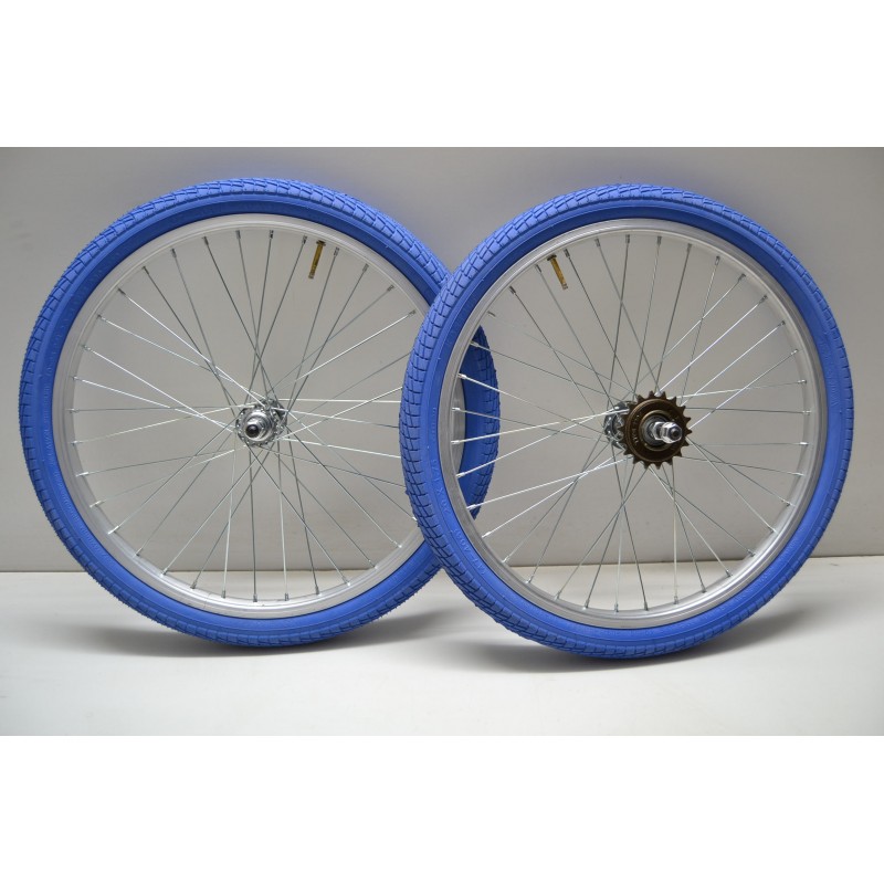 https://www.cicloruotaferrareis.com/5732-large_default/ruote-cerchi-20-complete-blu.jpg